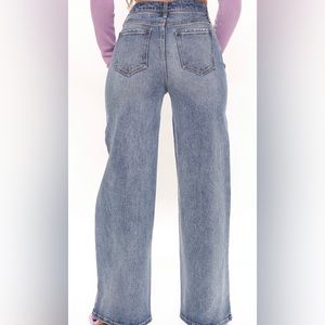 High Rise Wide Leg Jeans - Medium Blue Wash